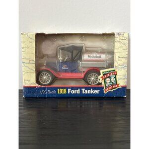 VTG Mobil Oil 1918 Ford Tanker 1:25 Scale Die-Cast Model Ertl Collectible w/Box
